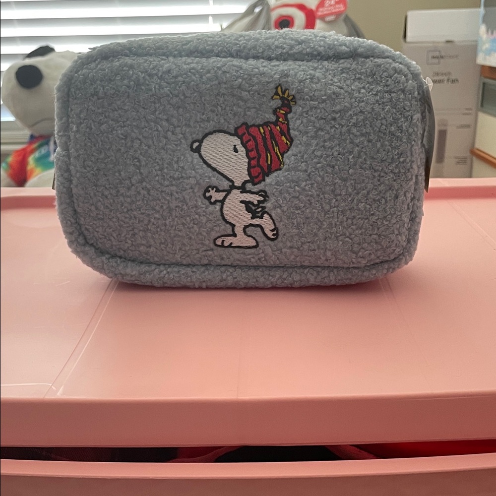 Peanuts Blue Cosmetic Bag Snoopy